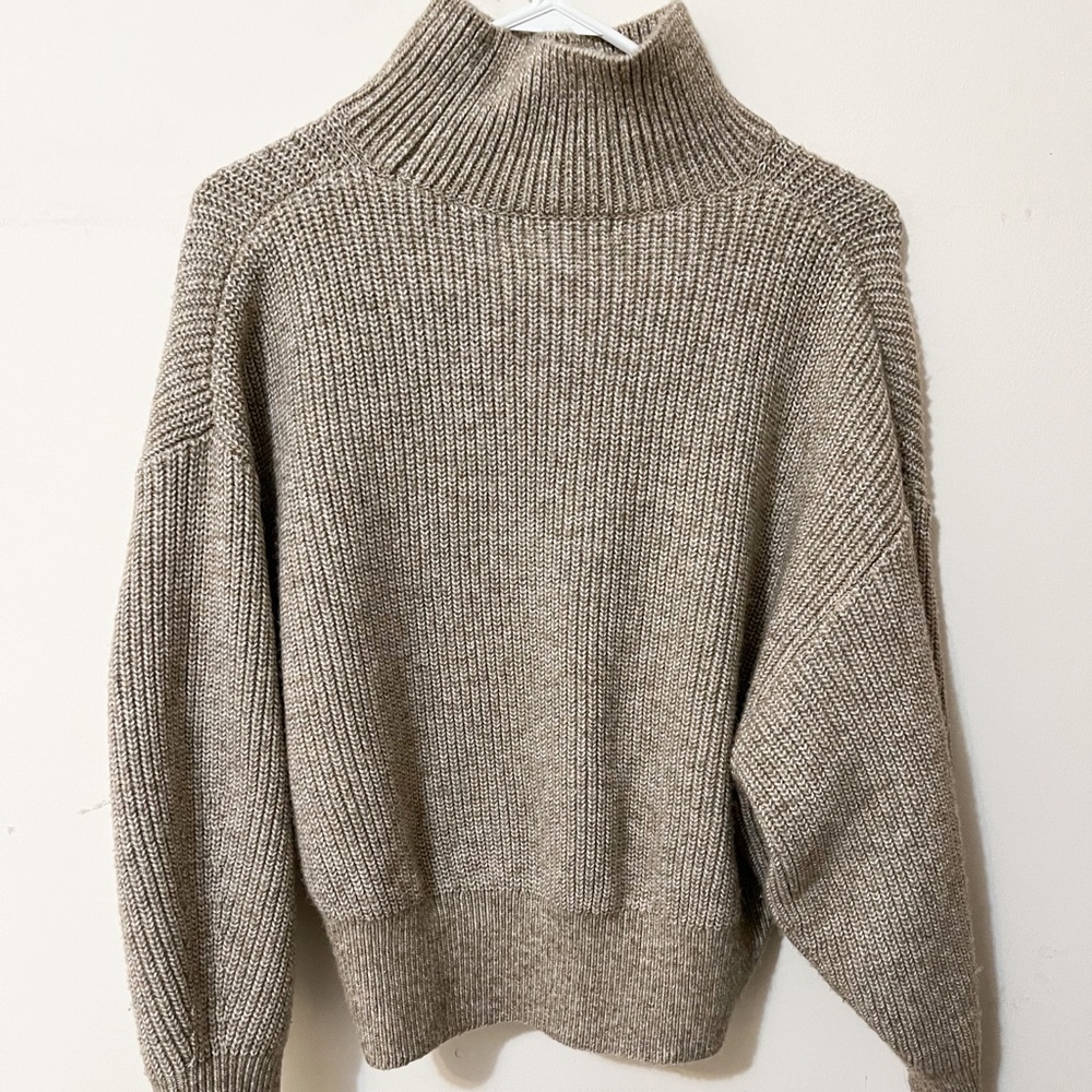 H&M tan/brown knitted turtle neck sweater size small